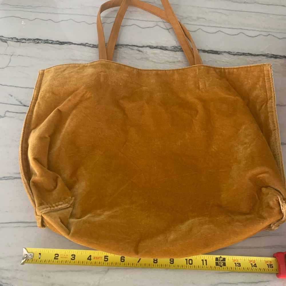 Tote